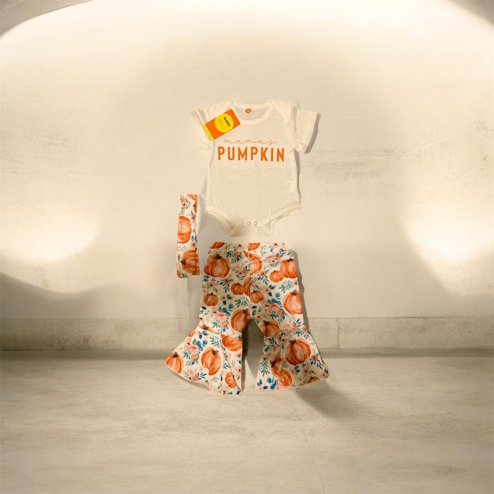 White "Mama's Pumpkin" Baby Matching Set with Orange Pumpkin Print